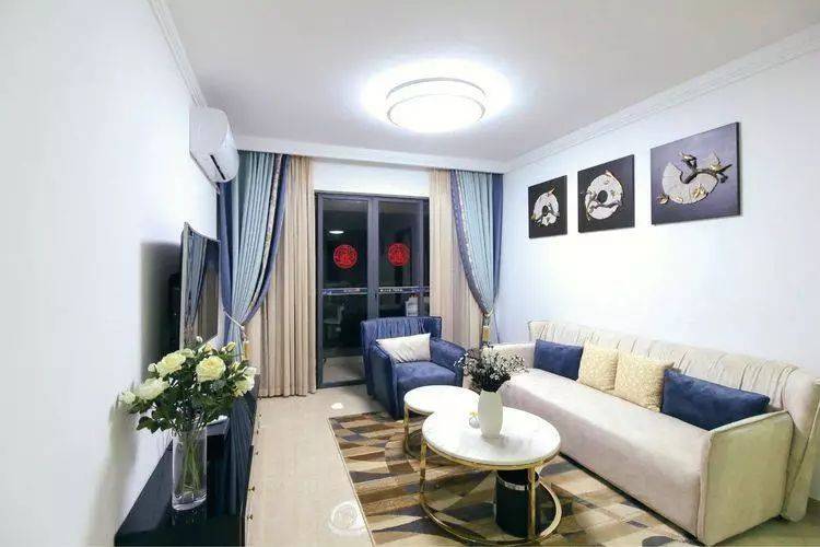 美的鹭湖99元3房一厅主题公寓,美的鹭湖附近公寓