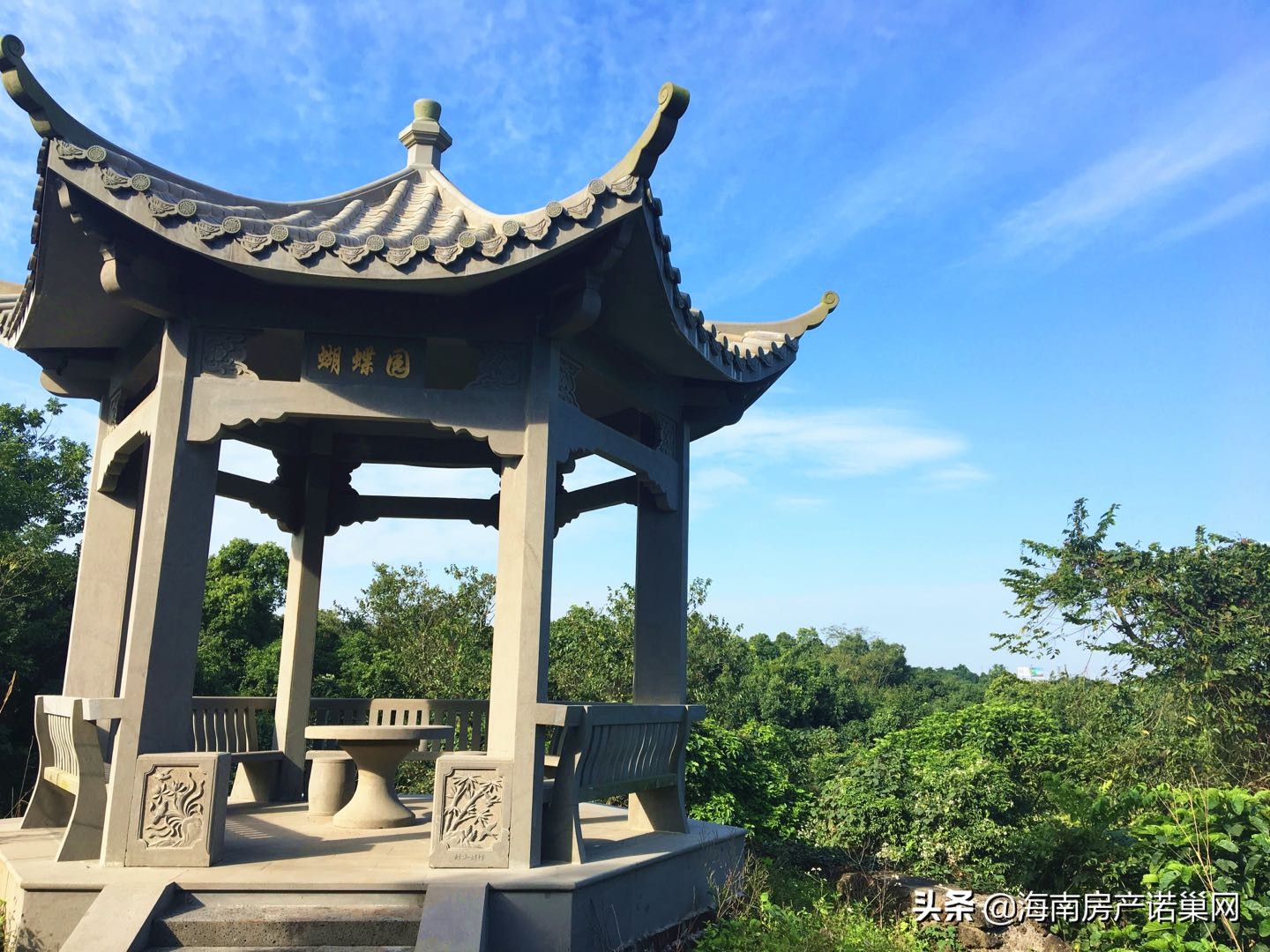 海口月明山庄是70年产权吗,海口魁星月明山庄