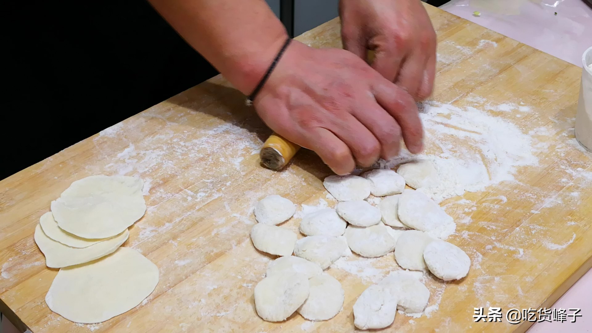煮饺子别糊汤,煮饺子要不要搅动