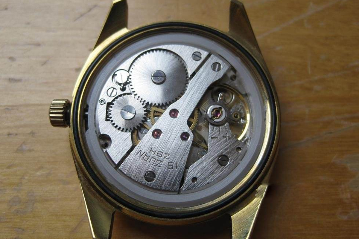 国表手表的自产机芯,哪些国表用西铁城机芯