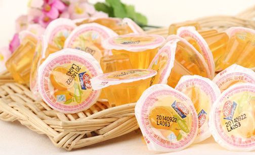 三个月两次投资果冻巨头亲亲跨界饮品寻出路