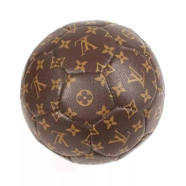 chanel鐪熺毊绡悆,chanel鐞冮瀷