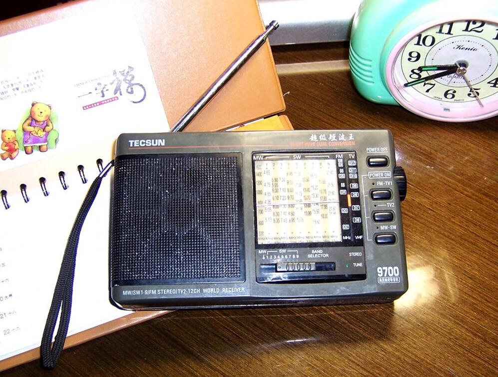 我的收音机最新版,德生最好的三次变频短波收音机