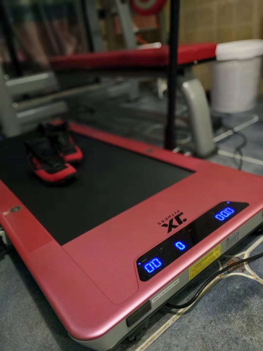 军霞智能跑步机,军霞跑步机的优缺点