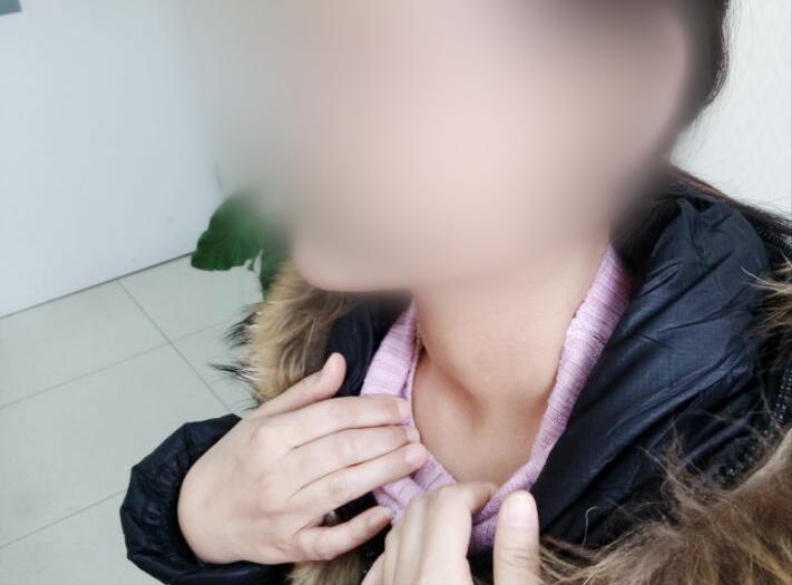 甲状腺结节垂直位癌变的几率多大,甲状腺结节多个结节融合而成