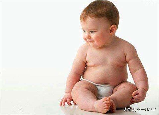 从小喝奶粉的孩子会很胖吗,喝奶粉的孩子更容易长胖