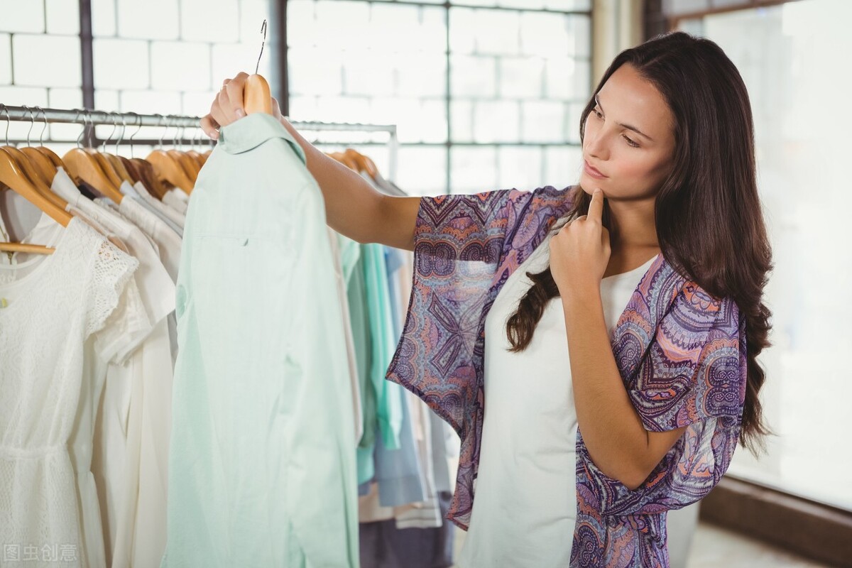 服装店陈列技巧视频教程,以纯服装店陈列技巧