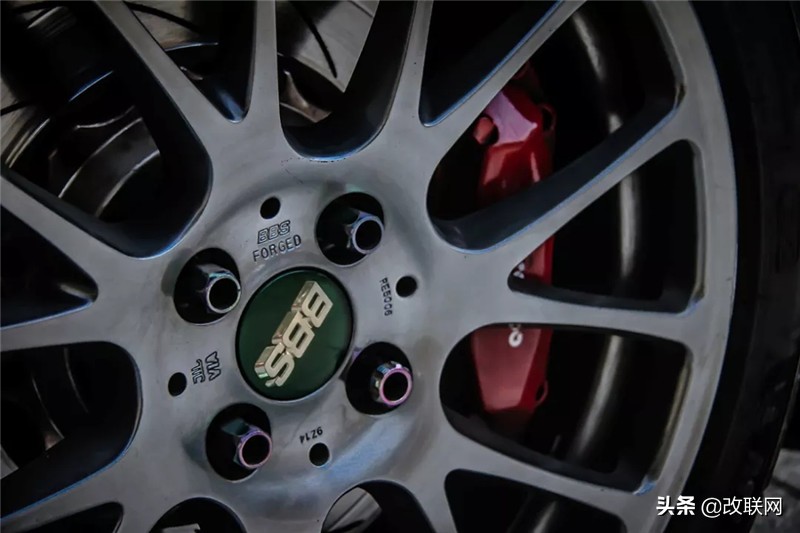 这是情怀体现的MINIR56JCW帅到爆炸