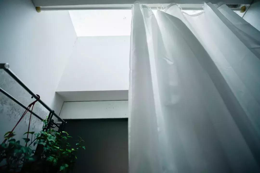 上海一家五口，11年不用开空调、不烧热水，每月电费只花几十块