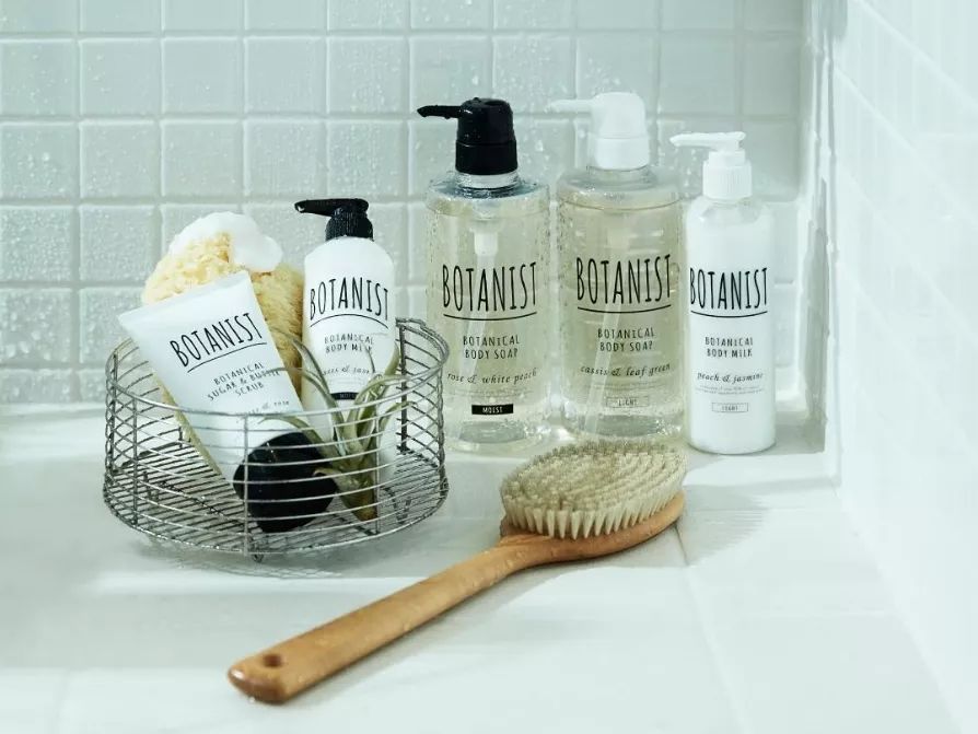 平价化妆品集合店,一线品牌化妆品集合店