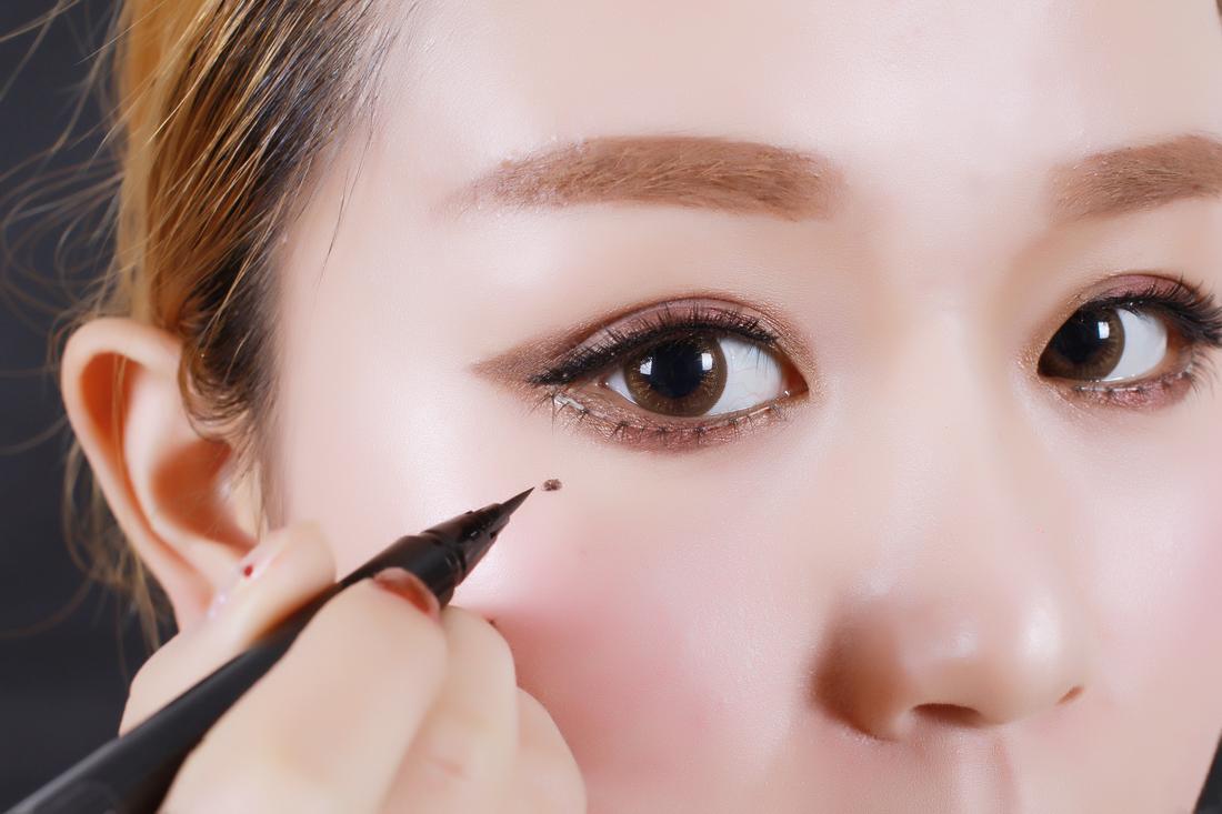 女生眼型一般分为这五种,女生眼睛越大越好看