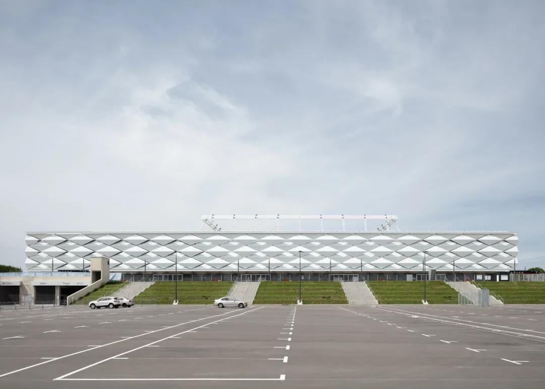 卢森堡体育中心,卢森堡体育场