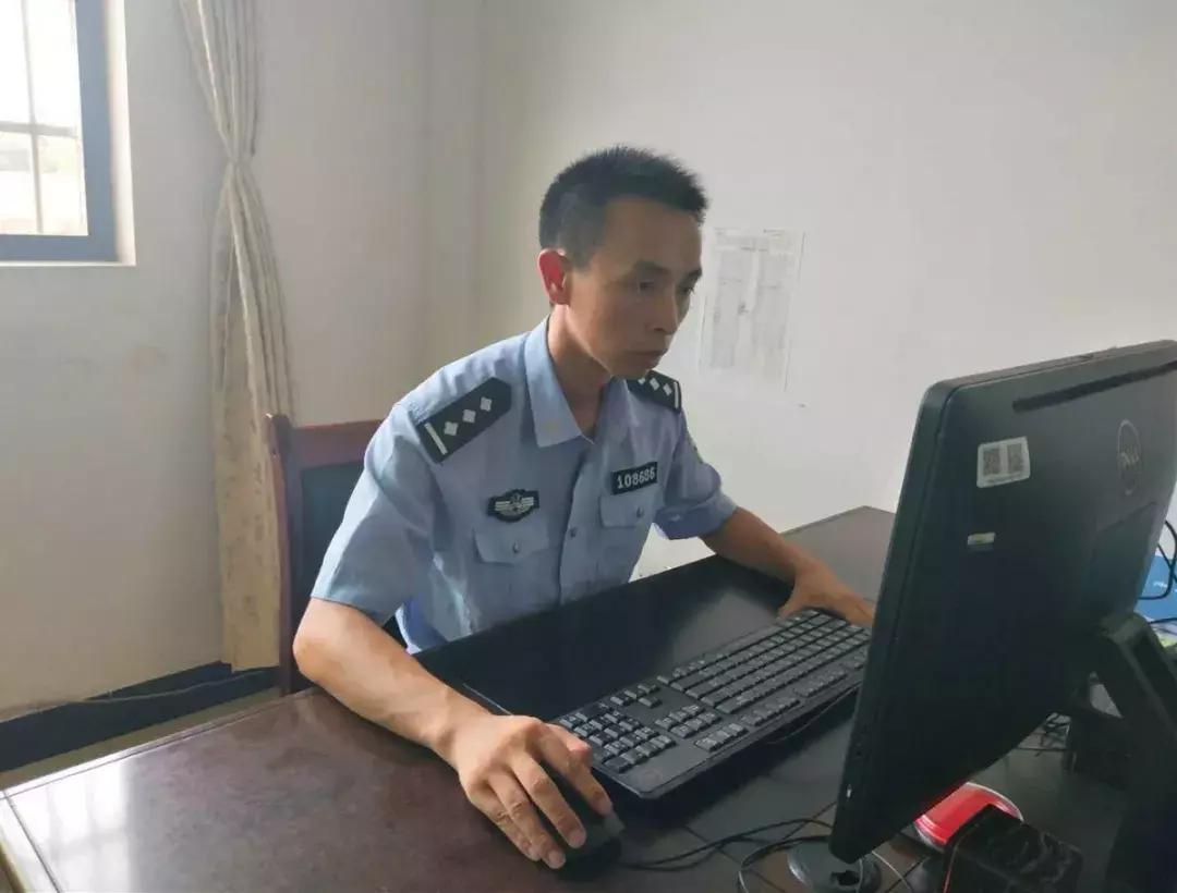 八一特辑退伍不褪色警营守初心,八一特辑兵在警营