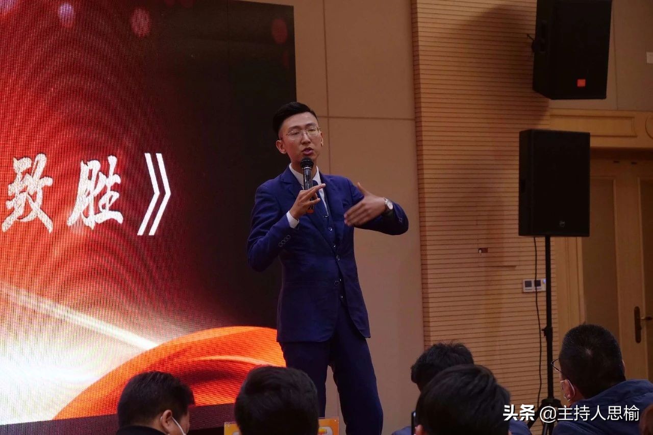 初学者怎么练嗓音好听,初学者怎样练声唱歌