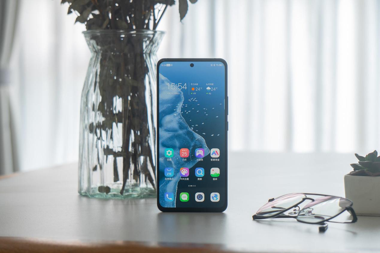 玩手机性价比高的手机,中兴手机最值得买哪个