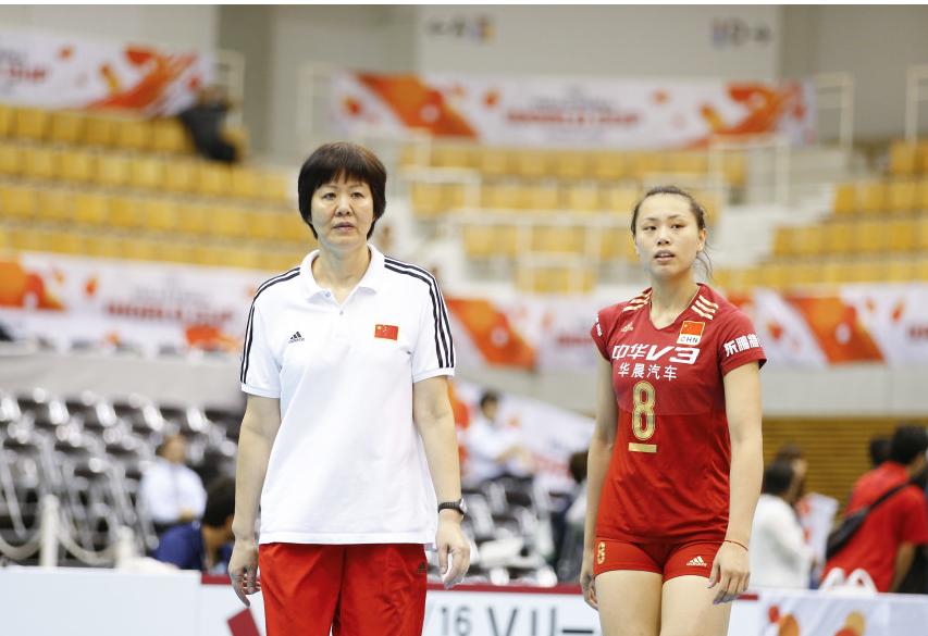 郎平朱婷魏秋月,郎平流泪视频