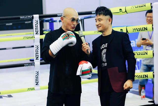 武僧一龙腰伤是怎么治疗的,一龙恢复腰伤的视频