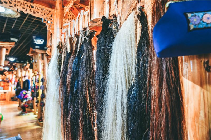 贵州除了千户苗寨还有其他玩的吗,贵州千户苗寨外的古镇