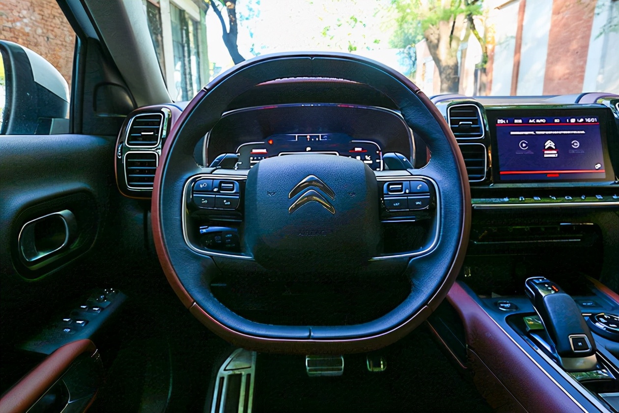 天逸c5的舒适感媲美哪些车,c5aircross天逸phev