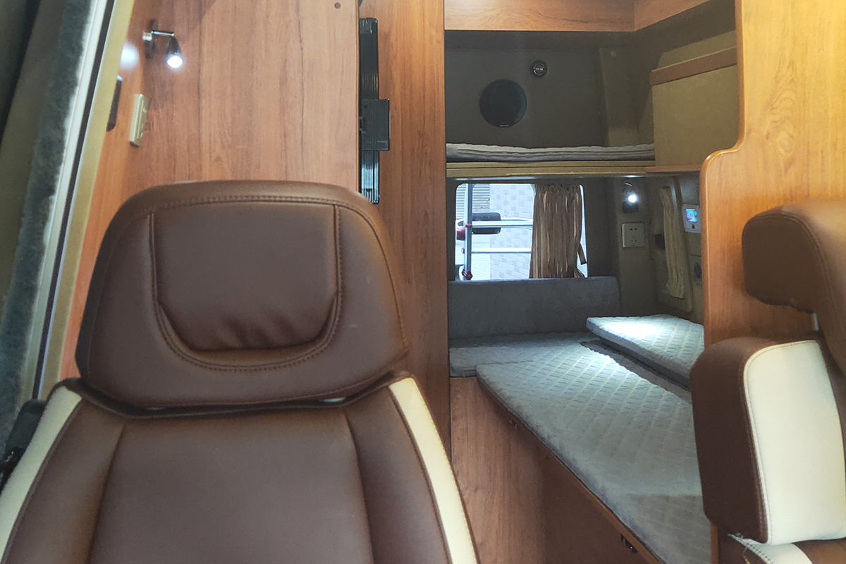 福特新世代短轴b型房车最新款,途酷福特b型房车6座6床