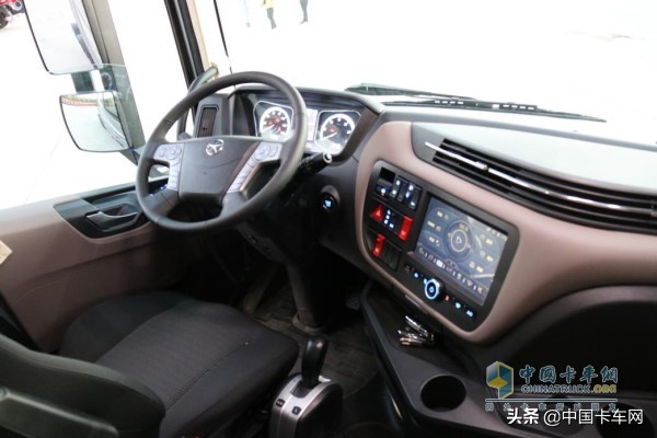 大运v9国六牵引车最新款有多重,大运v9最新视频