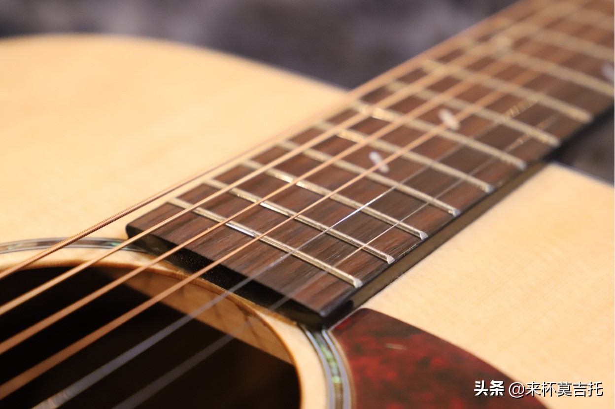 预算1000~2000元,初学者入门吉他选购攻略来啦,扫盲避坑