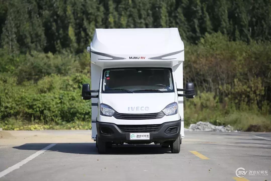最便宜的c型依维柯自动挡房车,最便宜的依维柯自动挡c型房车