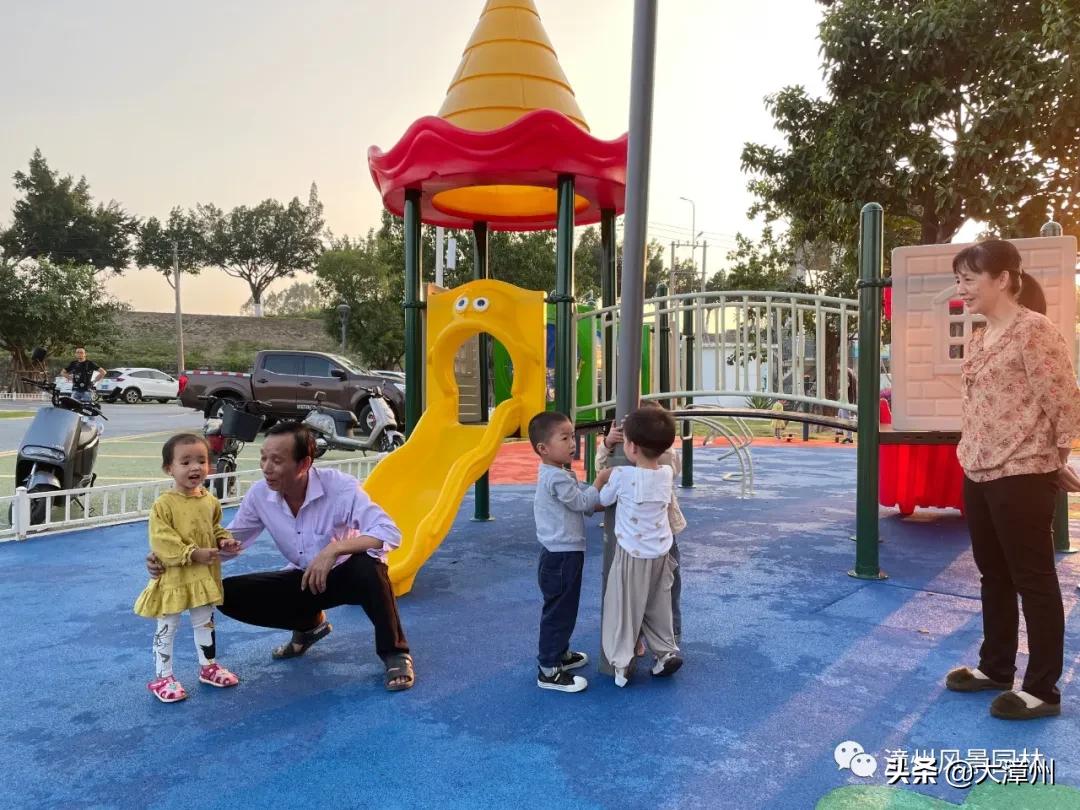 市区这8大公园“魔幻”变身！增添了游乐区、沙坑、足球场、彩绘墙....