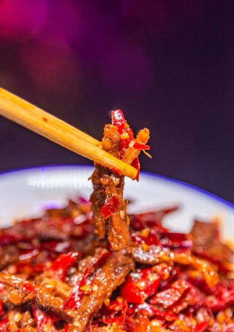 鎴愰兘灏忎紬缃戠孩閰掗,鎴愰兘缃戠孩閰掗閮戝窞