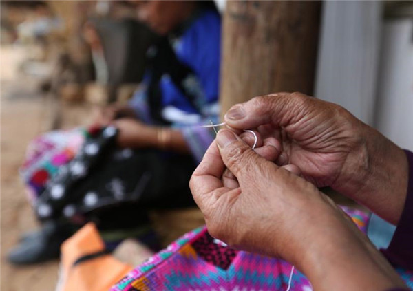 被子总在被套里乱跑怎么办,被子在被罩里乱跑怎么固定