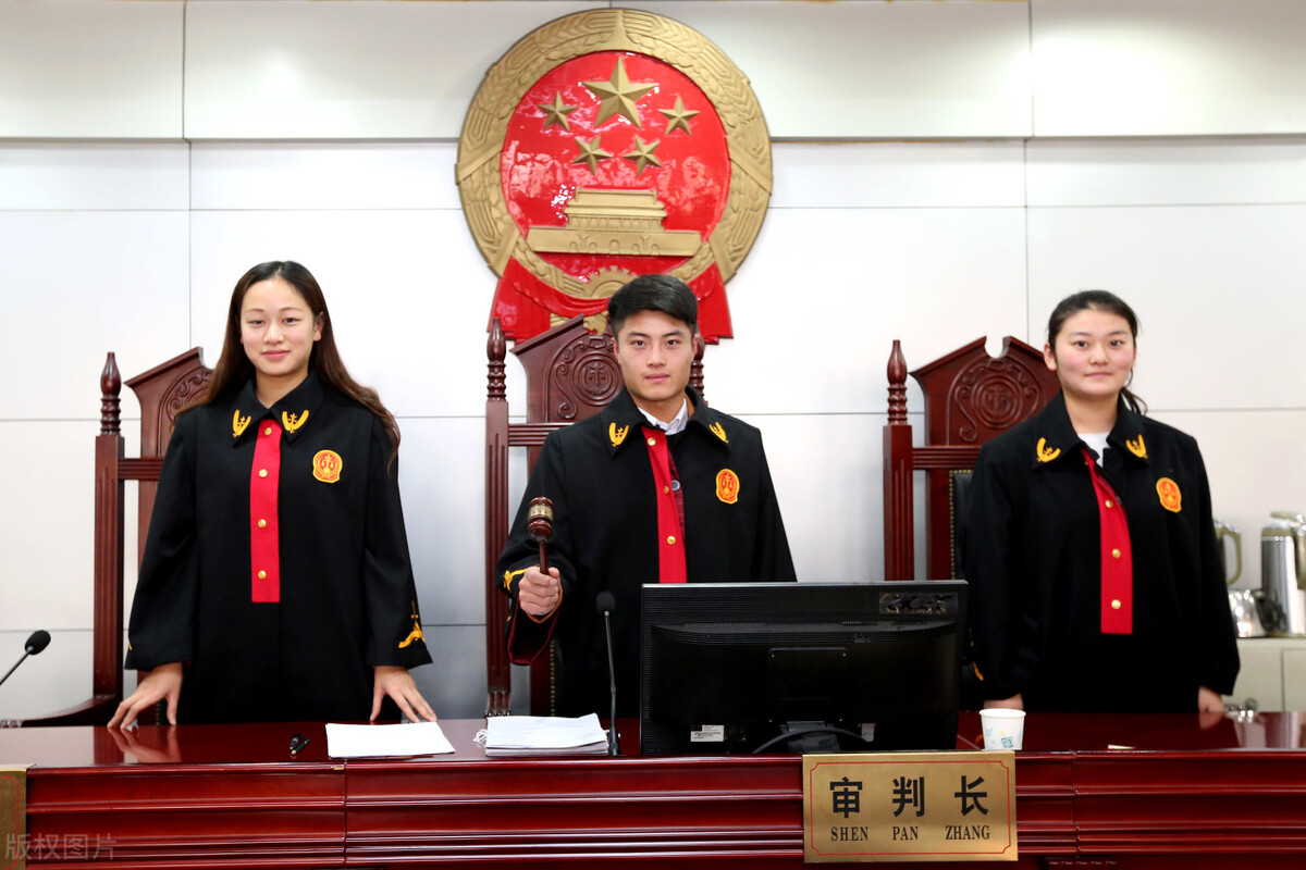 未成年人打架斗殴轻微伤赔偿标准,未成年打架轻伤不赔钱的后果