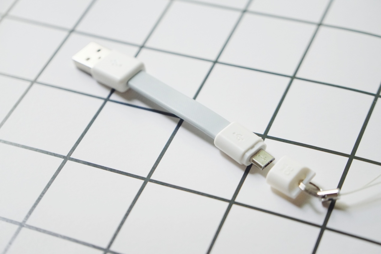 摩米仕磁吸移动电源,摩米士移动电源二合一