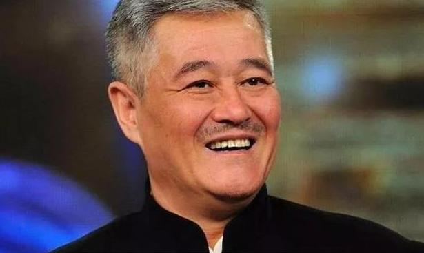 2004年赵本山徒弟被轰下台,赵本山徒弟卖东西被罚20万