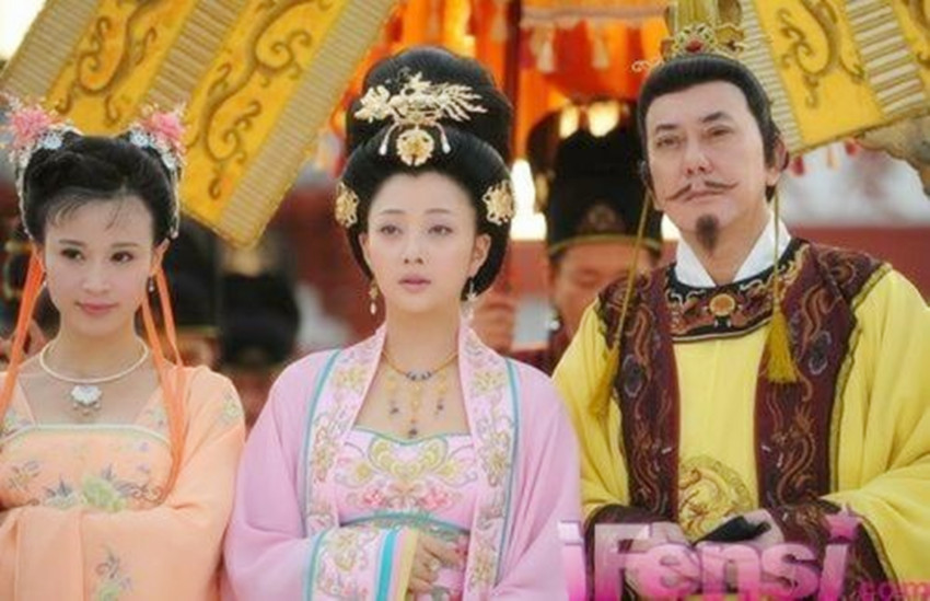 杨贵妃和李白在历史上是什么关系,杨贵妃与李白真实历史