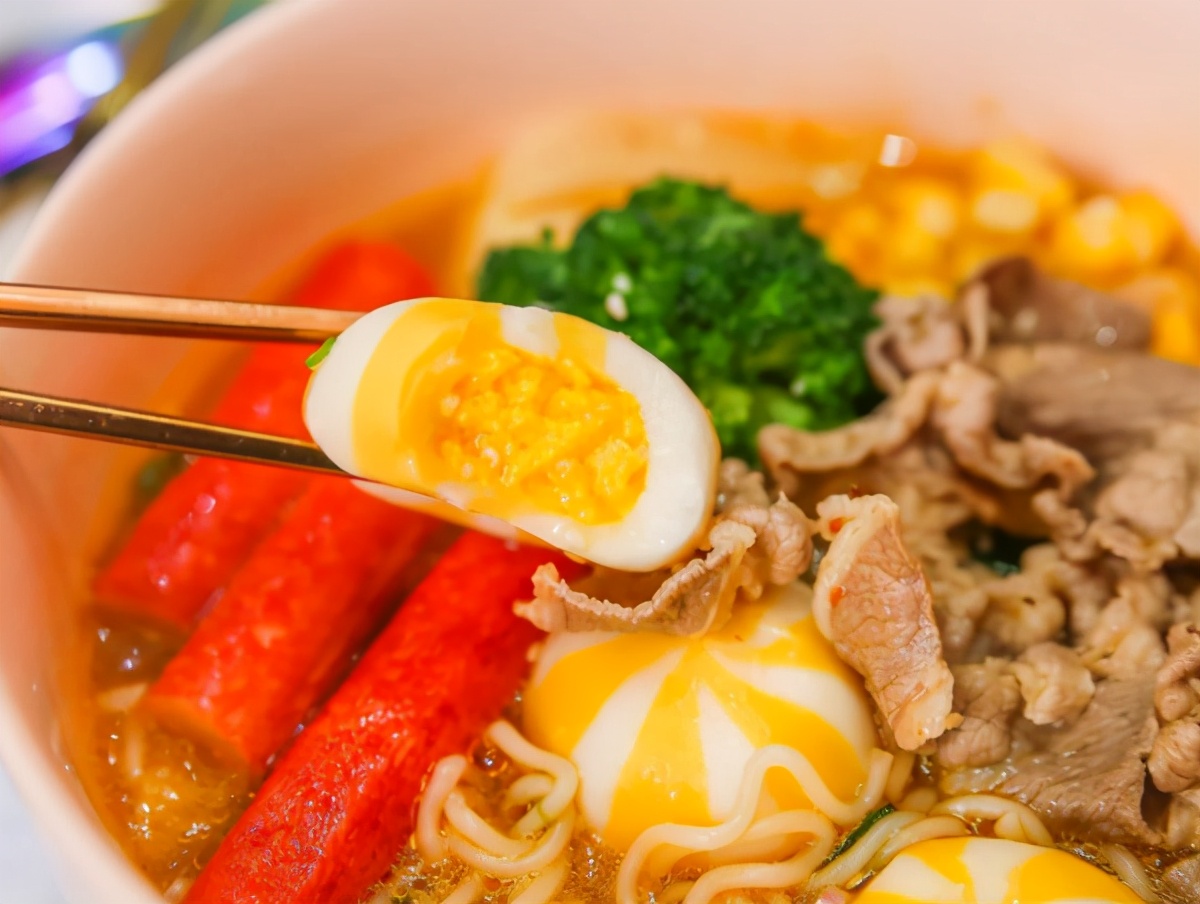 为什么被称为垃圾食品的泡面,泡面到底是垃圾食品还是健康食品