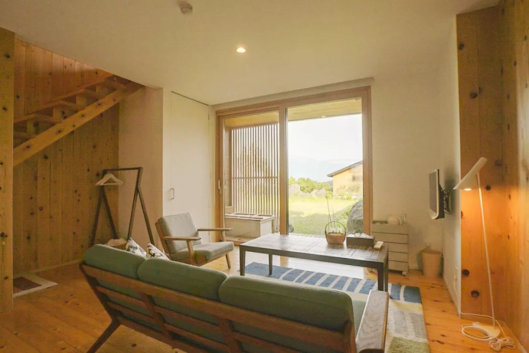 雪山下的温泉美丽,最值得去的有雪山温泉的地方