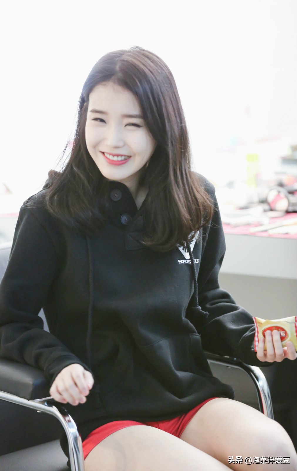 韩国女粉丝表白职业选手,女艺人表白女明星