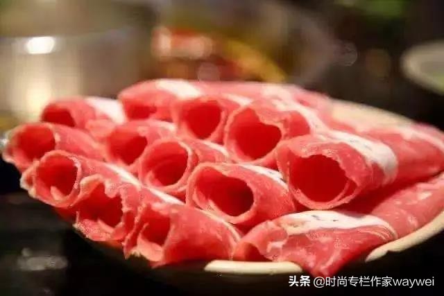 寒风飒飒，人类无法阻止火锅的蔓延势头了……