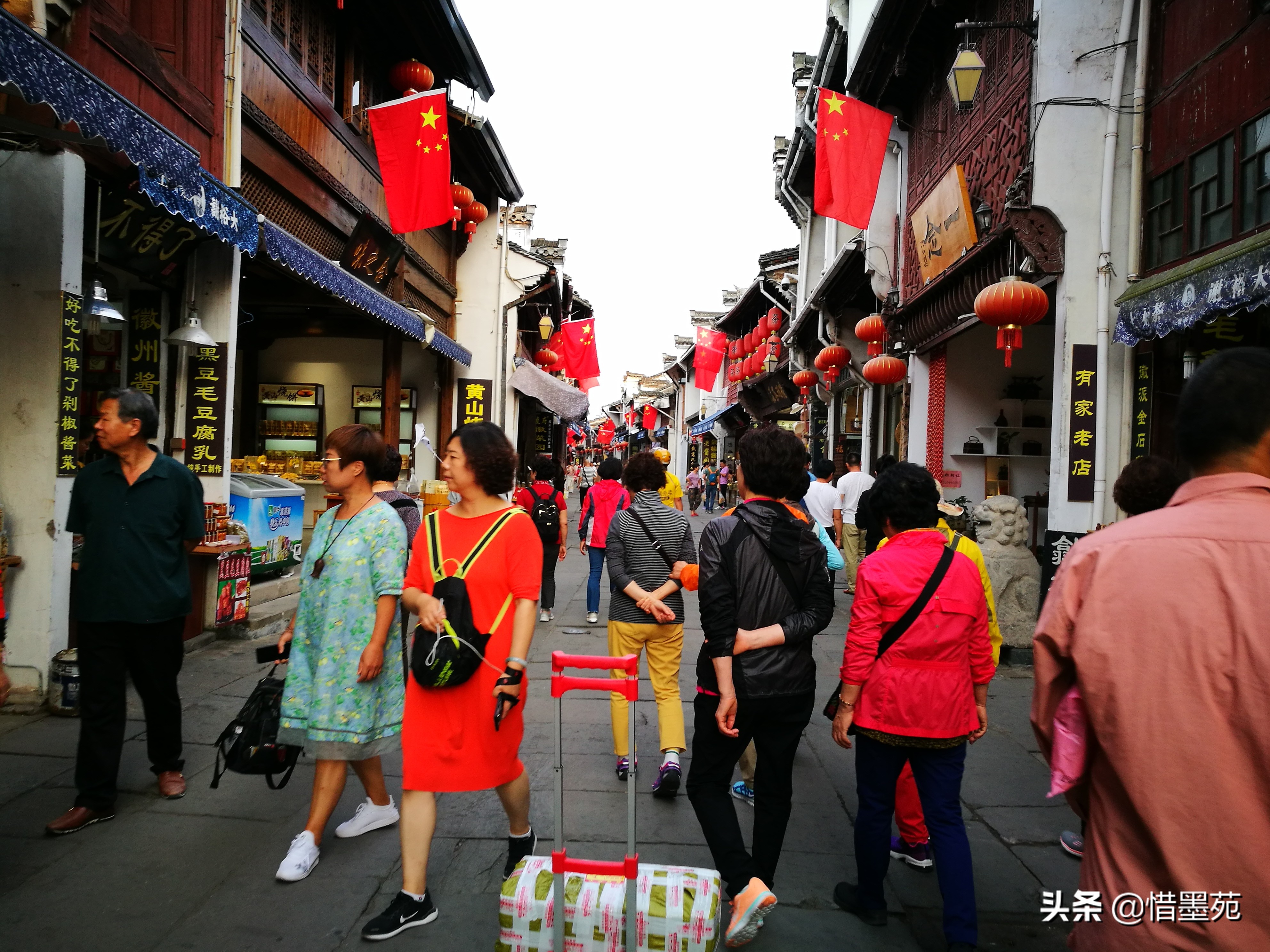 屯溪老街清明上河图,流动的清明上河图画卷