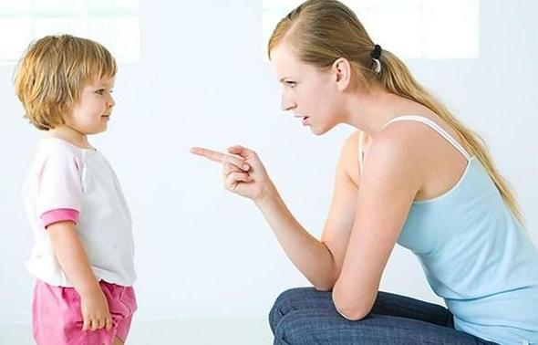 胡可的儿子哭闹的视频,胡可讲孩子脾气暴躁