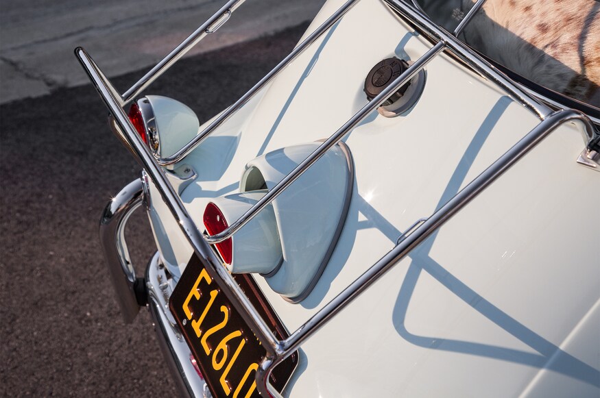 宝马金河星全封闭三轮摩托车,宝马摩托车k1800gt正三轮