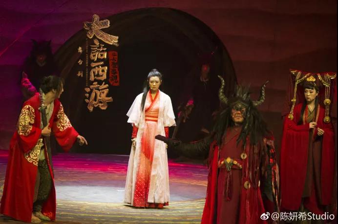 斜方肌太厚了好看吗,斜方肌太厚造成驼背背紧