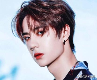 行走的眼妆教程王一博,王一博眼妆化妆教程解析