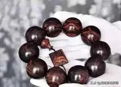 极品海南黄花梨手串的价格,天价黄花梨鬼脸手串