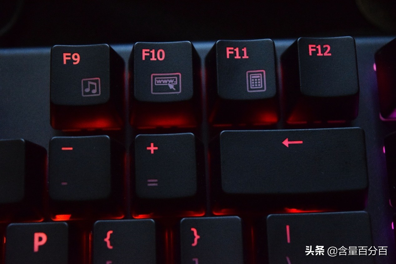 cherry红轴和ttc烈焰雪轴,技嘉机械键盘推荐