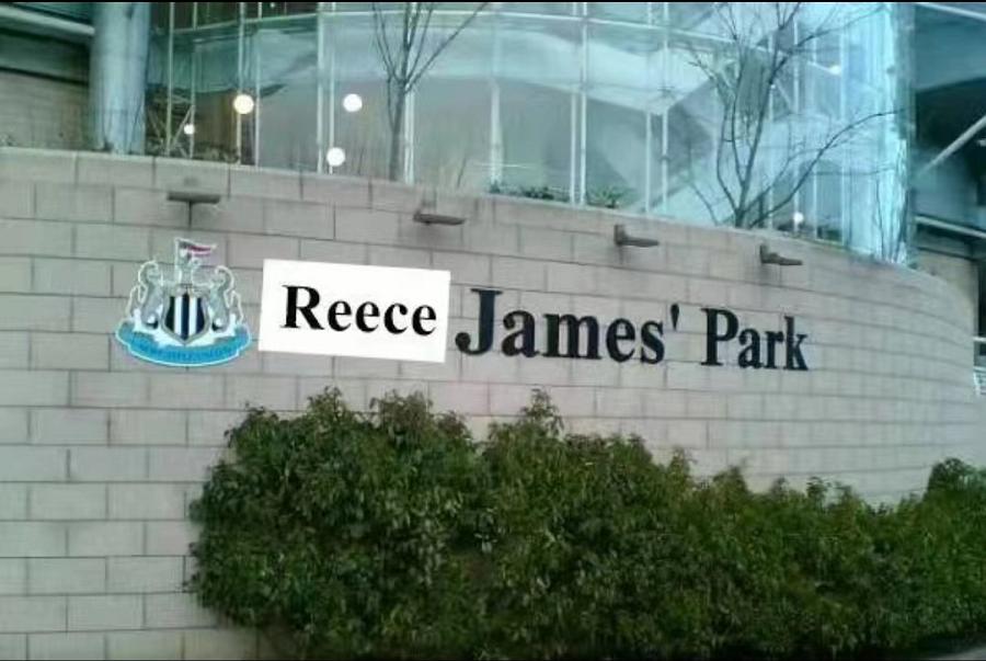 英超第十轮战报阿森纳月度不败豪门集体让路切尔西倒车领跑