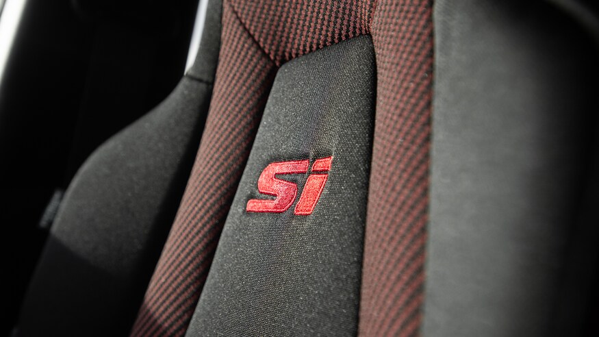 本田粉去美国旅游，是租TypeR还是Si，手挡思域Si好不好玩？