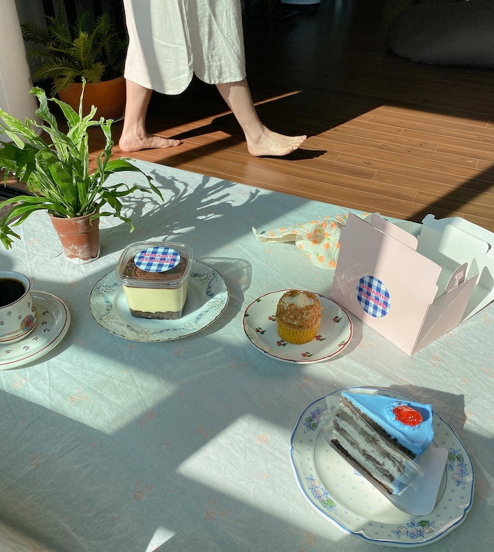 一位单身阿姨晒出独居生活照,52岁阿姨晒独居生活照