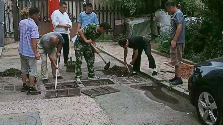 「鞍山社区（村）书记（主任）讲社区故事」吴三台子村书记侯林：用*党**建引领贴心服务群众