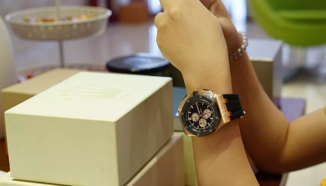 2016年二手劳力士绿水鬼,二手劳力士黑水鬼回收价目表